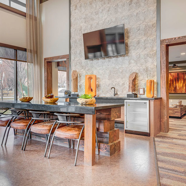 Gateway 505 - Spacious Clubhouse