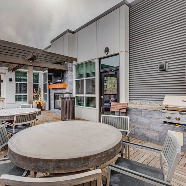 Gateway 505 - Amenity-rich Rooftop Deck