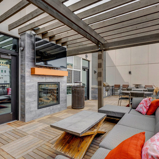 Gateway 505 - Amenity-rich Rooftop Deck