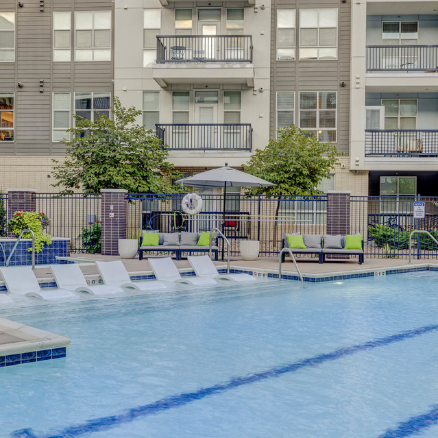 Gateway 505 - Refreshing Pool