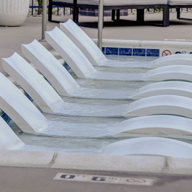 Gateway 505 - Refreshing Pool