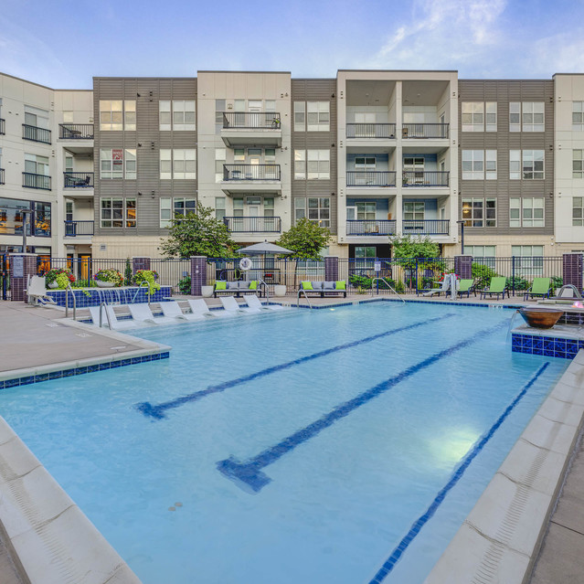 Gateway 505 - Refreshing Pool