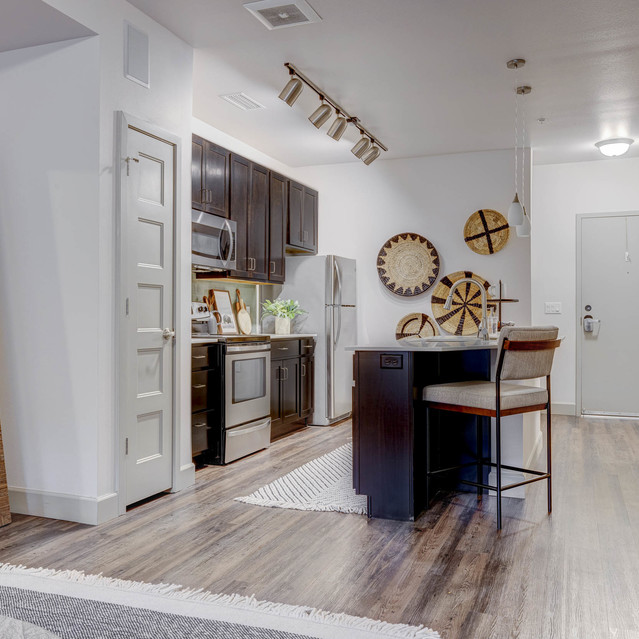 Gateway 505 - Elegant Living Room